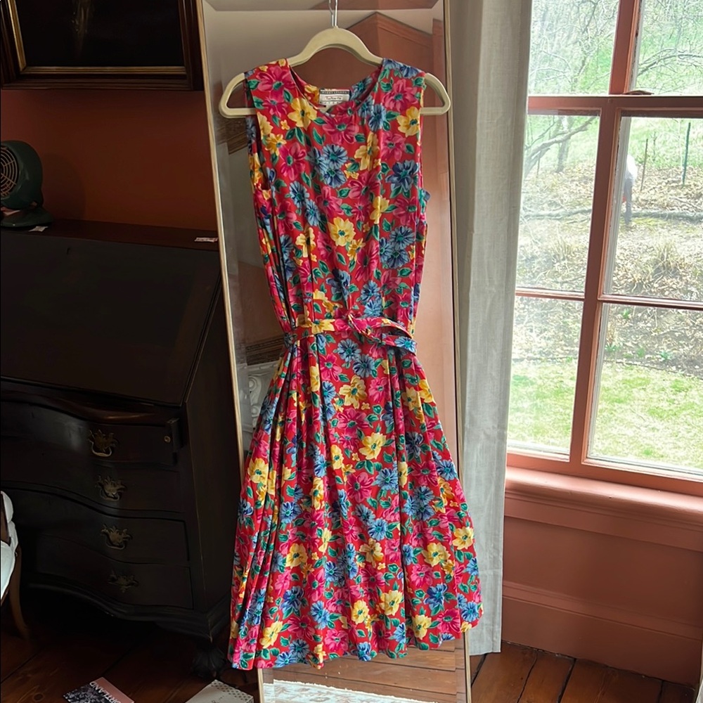 Vintage 100% Silk Floral Sleeveless Dress w/ Belt